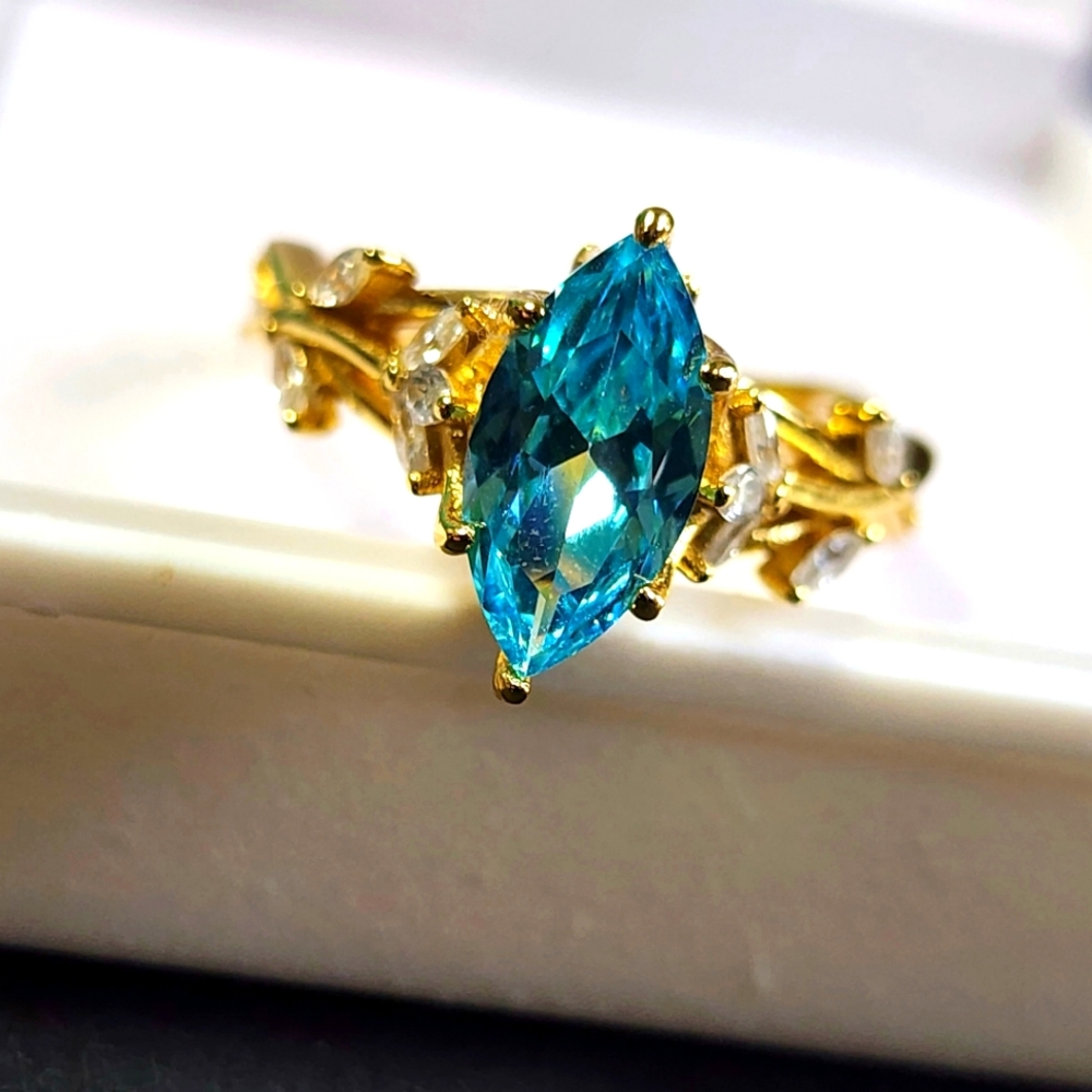 Gold-Plated Marquise Cut Vintage Ring W/ Lab Created 1.00 CT Blue Green Gemstone